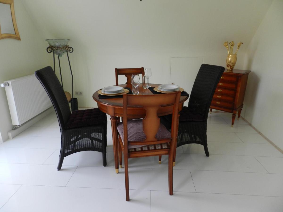 Ferienwohnung Burgenblilck Weinheim Buitenkant foto